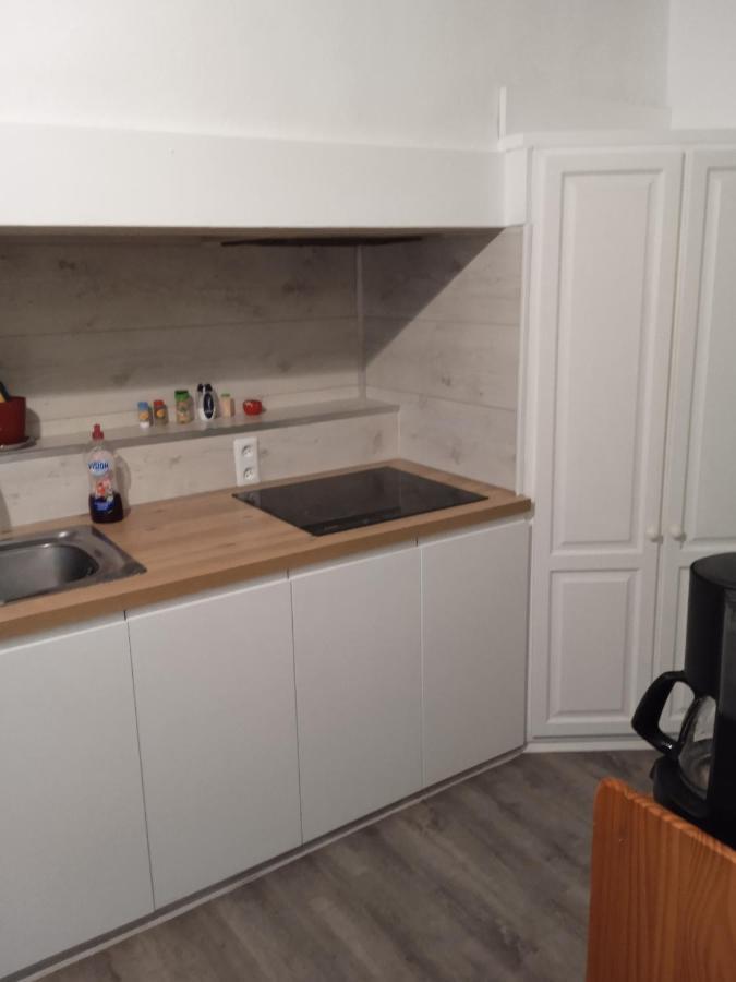 Appartement Familial - 2 Chambres 코트레 외부 사진