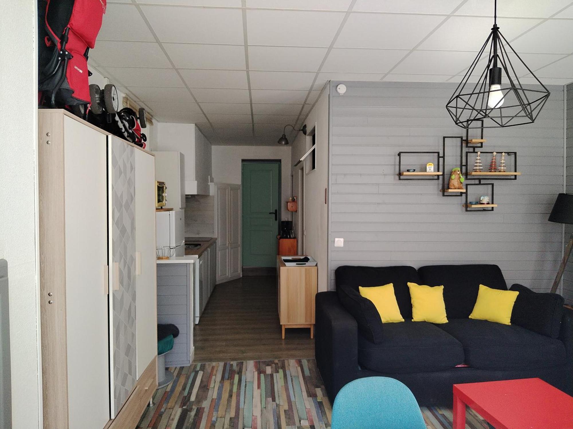 Appartement Familial - 2 Chambres 코트레 외부 사진